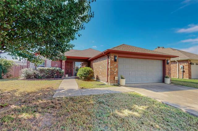 702 STACIE LN, SEAGOVILLE, TX 75159, photo 1 of 40