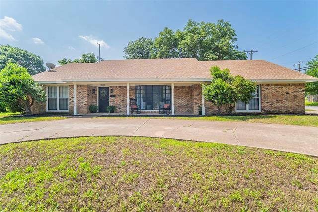 4025 WEDGWORTH RD S, FORT WORTH, TX 76133, photo 1 of 26