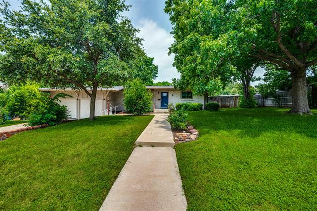 6904 STANDERING RD, FORT WORTH, TX 76116, photo 1 of 24