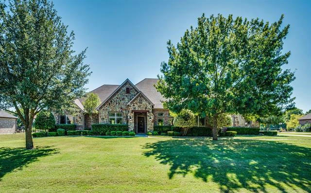 2047 WILLOW BEND DR, OAK LEAF, TX 75154, photo 1 of 28