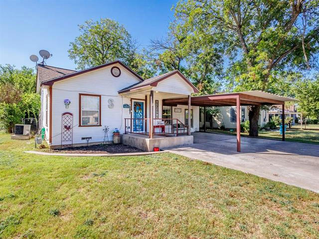 108 HOLLYWOOD ST, COLEMAN, TX 76834, photo 1 of 38