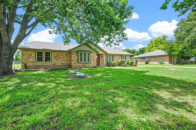 111 SOUTHRIDGE ST, RED OAK, TX 75154, photo 1 of 23