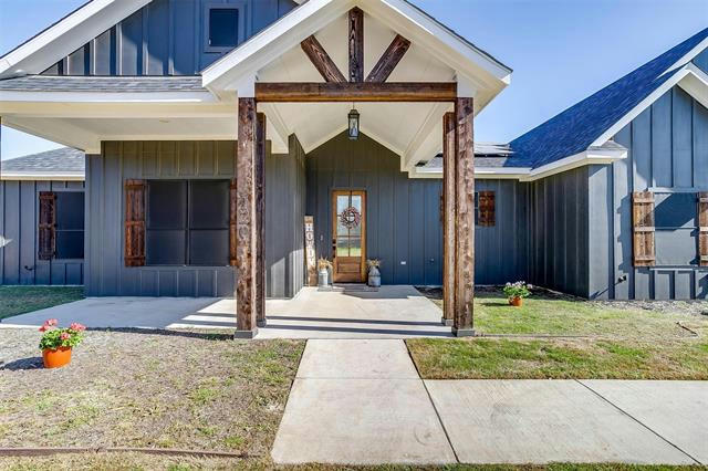 120 COCHRAN RD, WEATHERFORD, TX 76085, photo 1 of 39