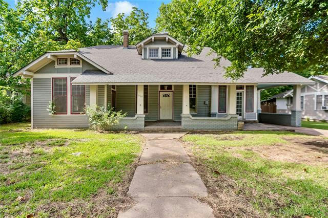 1109 W MAIN ST, CLARKSVILLE, TX 75426, photo 1 of 26