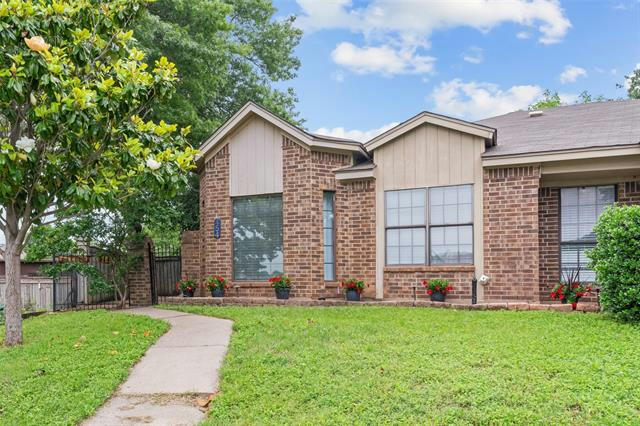 454 LITTLE VALLEY CT, FORT WORTH, TX 76108, photo 1 of 25