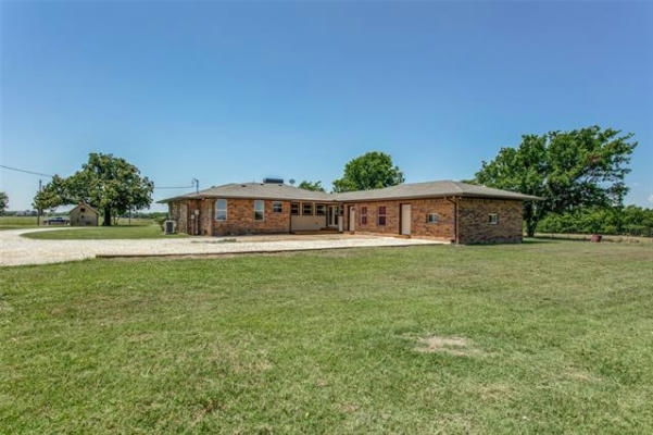 279 COUNTY ROAD 292, COLLINSVILLE, TX 76233, photo 2 of 27