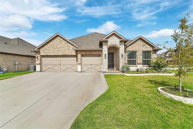 1008 VIRGINIA DR, MANSFIELD, TX 76063, photo 1 of 23