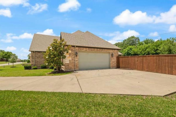 1308 BRYNLEE LN, MANSFIELD, TX 76063, photo 4 of 36