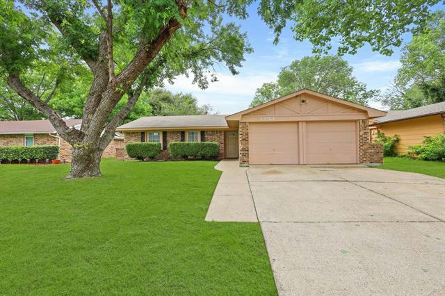 1353 RUTHERFORD DR, MESQUITE, TX 75149, photo 1 of 18