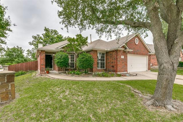 6914 FALCON CREST LN, SACHSE, TX 75048, photo 1 of 24
