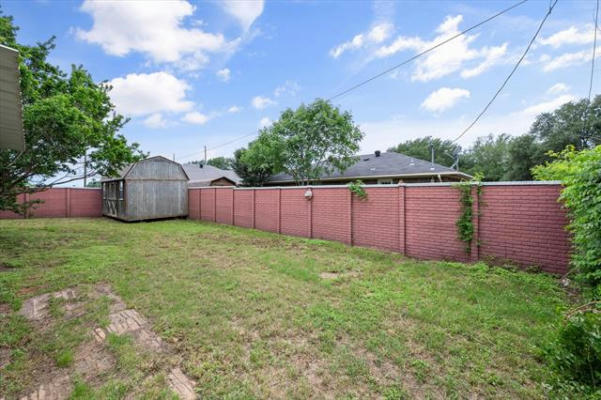 528 S OLD MANSFIELD RD, KEENE, TX 76059, photo 4 of 10