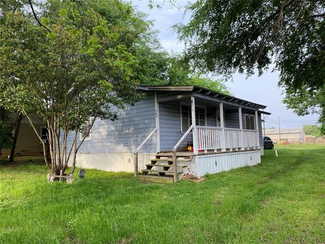 303 S MAIN ST, QUITMAN, TX 75783, photo 1 of 16