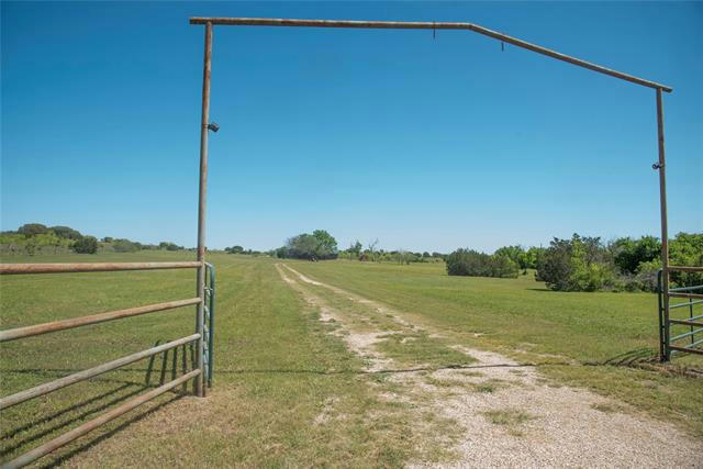 2101 COUNTY ROAD 260, GUSTINE, TX 76455, photo 1 of 36