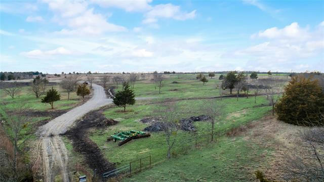 795 COUNTY ROAD 4615, WOLFE CITY, TX 75496 - Image 1