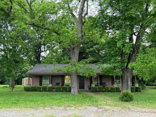 6078 E LINE RD, WHITEWRIGHT, TX 75491, photo 1 of 33