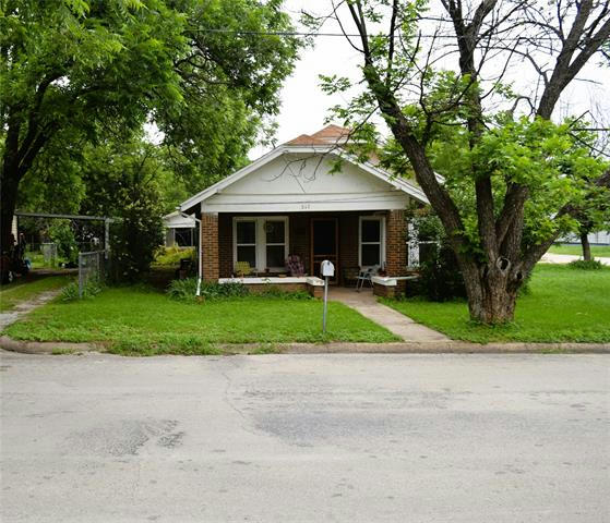 217 E 9TH ST, COLEMAN, TX 76834, photo 1 of 4