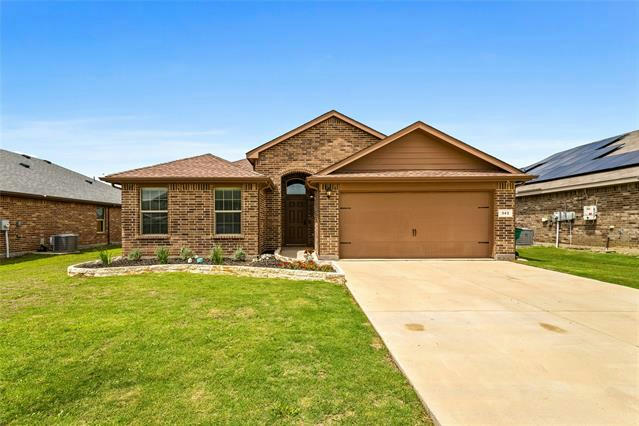 343 CLYDESDALE LN, PONDER, TX 76259, photo 1 of 33