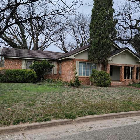 710 W DALE ST, WINTERS, TX 79567, photo 1 of 21
