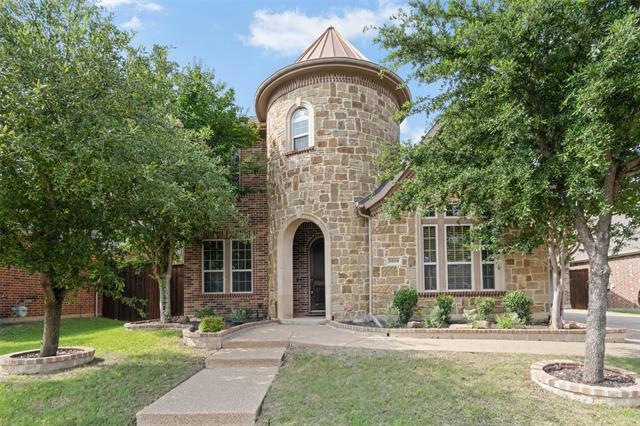 1010 LOST VALLEY DR, EULESS, TX 76039, photo 1 of 40