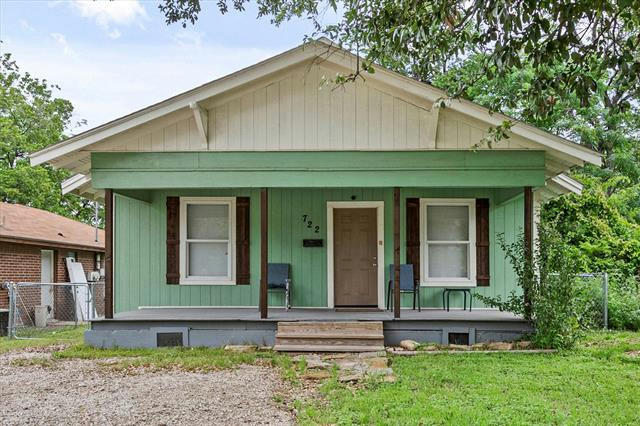 722 W BEDDELL ST, FORT WORTH, TX 76115, photo 1 of 26
