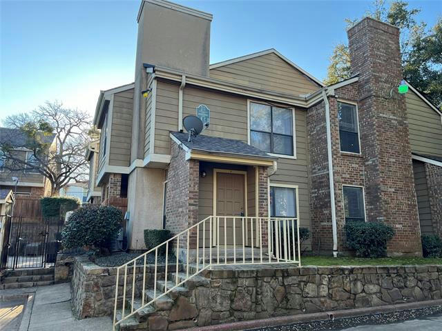 2111 PARK WILLOW LN APT D, ARLINGTON, TX 76011, photo 1 of 14