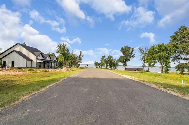 734 CLUBVIEW DR, MABANK, TX 75143, photo 1 of 4