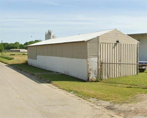 517 E BROADWAY ST # 322, GAINESVILLE, TX 76240, photo 1 of 4