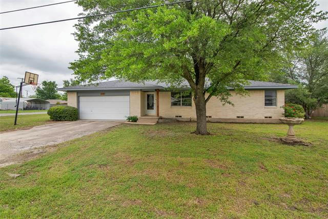 801 RICKETTS ST, HOWE, TX 75459, photo 1 of 15