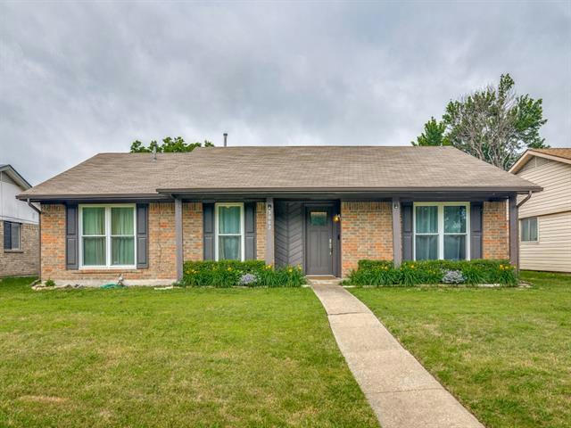 3002 MEADOW PARK DR, GARLAND, TX 75040, photo 1 of 17