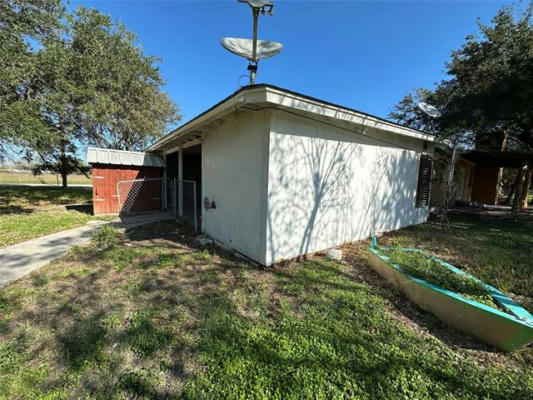 150 PRIVATE QUIROGA ST, BEEVILLE, TX 78102, photo 4 of 17