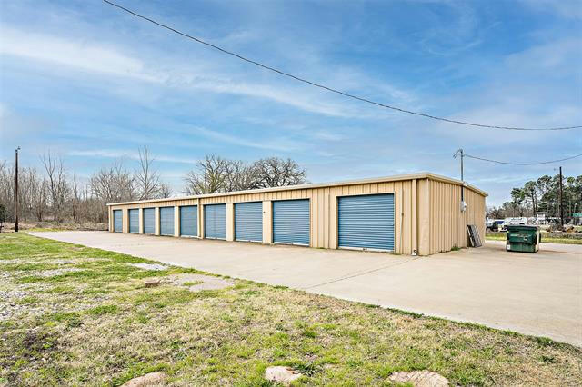 423 N SEVEN POINTS DR, SEVEN POINTS, TX 75143, photo 1 of 20