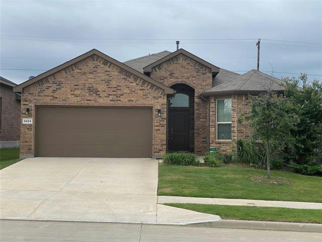 9424 BLAINE DR, FORT WORTH, TX 76177, photo 1 of 40