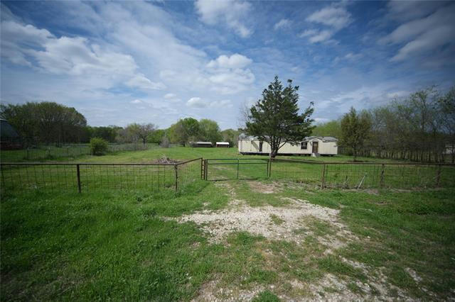 13959 DUCK CREEK RD, TERRELL, TX 75161, photo 1 of 6