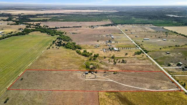 696 HILL COUNTY ROAD 4421, ITASCA, TX 76055, photo 3 of 16