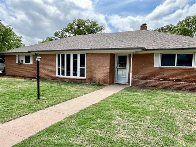 306 SHALIMAR DR, CLYDE, TX 79510, photo 1 of 38