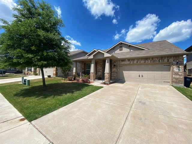 6244 SKYSAIL RD, FORT WORTH, TX 76179, photo 1 of 38