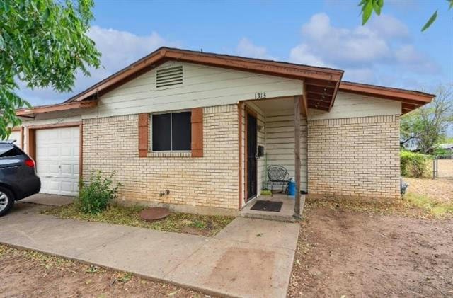 1313 STAFFORD DR, FORT WORTH, TX 76134, photo 1 of 9