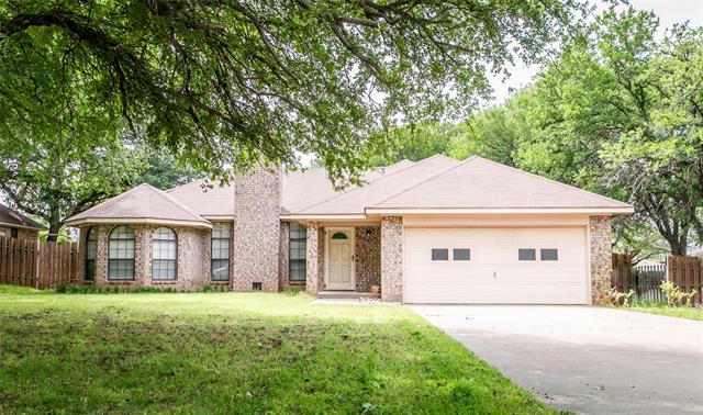 1516 S RODGERS DR, GRAHAM, TX 76450, photo 1 of 32