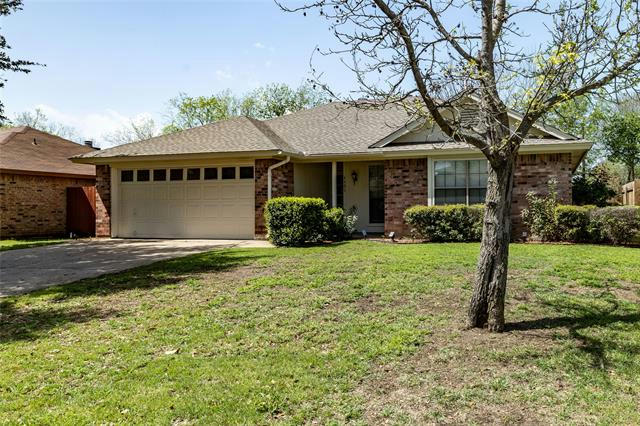 4405 LAKEVIEW DR, LAKE WORTH, TX 76135, photo 1 of 40