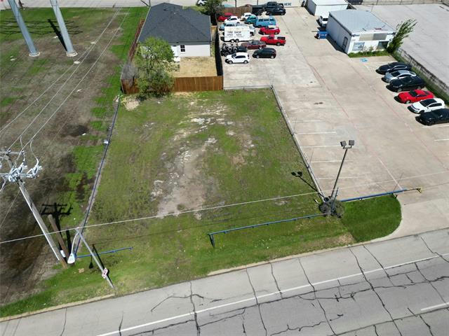 2126 W MAIN ST, GRAND PRAIRIE, TX 75050, photo 1 of 5