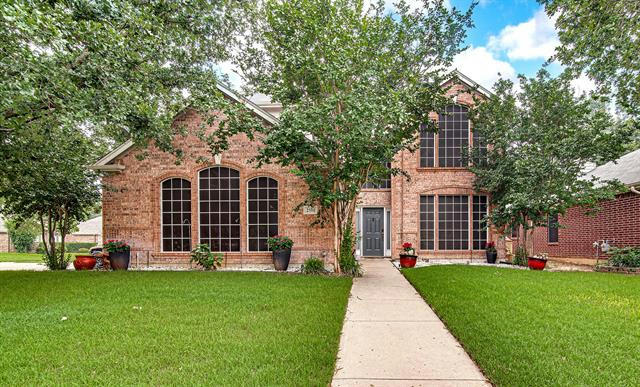 2501 GREENHAVEN DR, BURLESON, TX 76028, photo 1 of 38