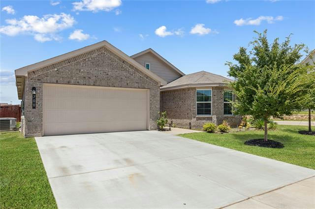 700 TURTLE CREEK PARK TRL, ALVARADO, TX 76009, photo 1 of 25