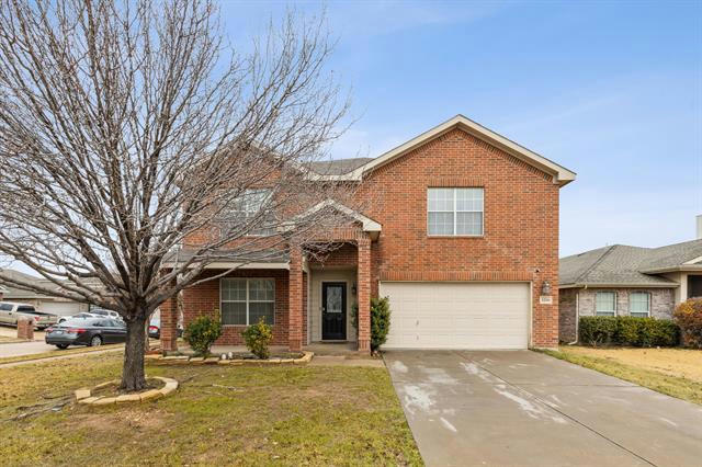 1216 CASTLE SPRINGS RD, FORT WORTH, TX 76134, photo 1 of 36