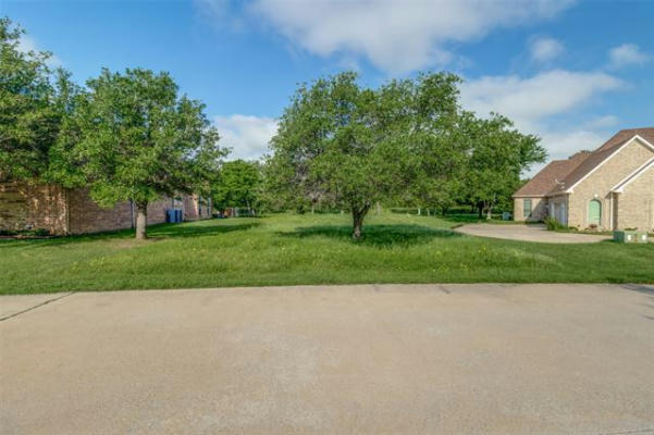 3034 PRESTON CLUB DR, SHERMAN, TX 75092, photo 2 of 13