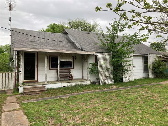 1410 PINE ST, Bonham, TX 75418 For Sale | MLS# 20273035 | RE/MAX