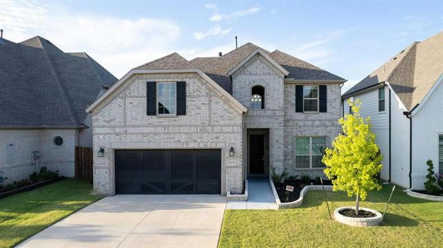 2656 STADIUM VIEW DR, FORT WORTH, TX 76118, photo 2 of 38
