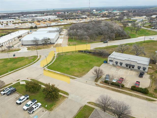 802 OFFICE PARK CIR OFFICE PARK CIRCLE, LEWISVILLE, TX 75057, photo 1 of 10