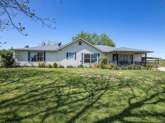 1006 COUNTY ROAD 2475, ALVORD, TX 76225, photo 1 of 40