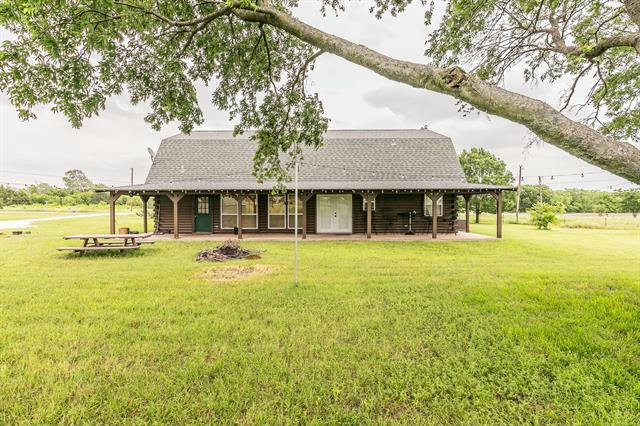 1302 HITCHINGS RD, PONDER, TX 76259, photo 1 of 40