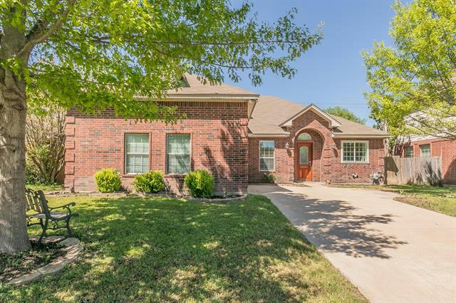 1404 CLARENDON ST, FORT WORTH, TX 76134, photo 1 of 33